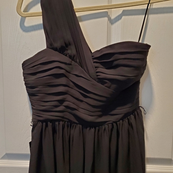 Express one shoulder black dress with pleats, size 2 - Picture 3 of 13